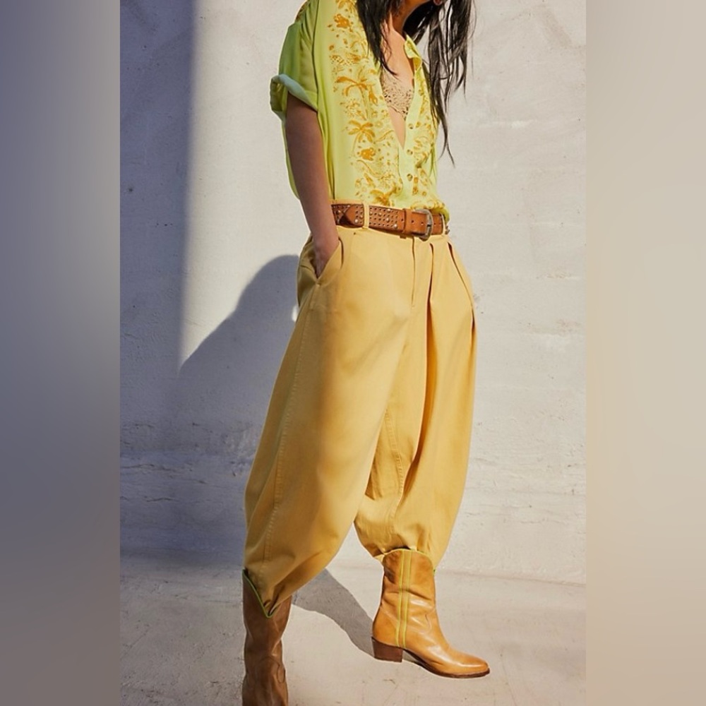 Free people Yellow Ridley pleated jeans
